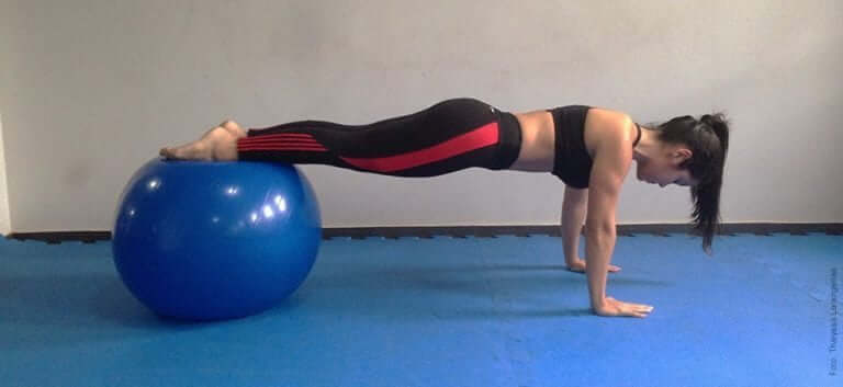 4 TIPOS DE FORTALECIMENTO ABDOMINAL COM A BOLA