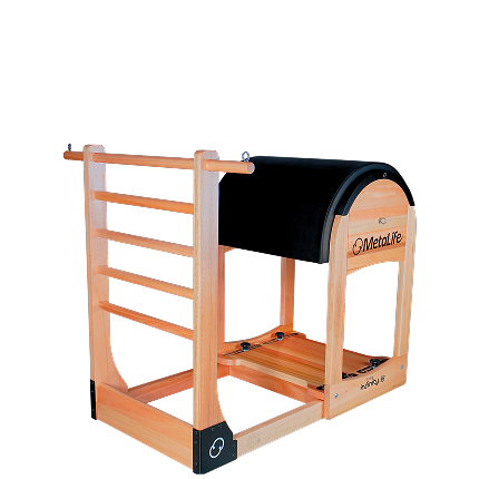 Ladder Barrel Infinity MetaLife em fundo neutro, equipamento profissional de Pilates.