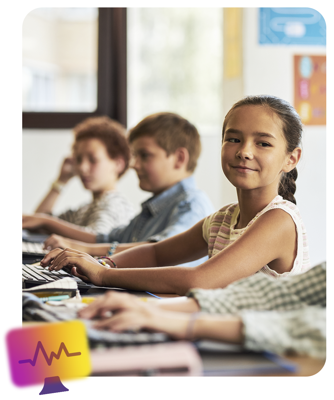 Educação e tecnologia para formar cidadãos